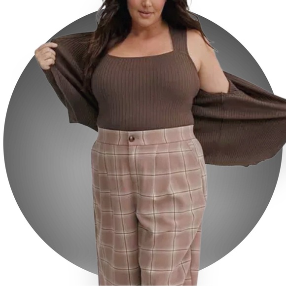 BOGO NWT Torrid Ribbed Sweater Tank - Picture 2 of 6